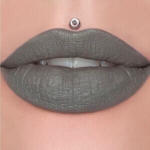 JEFFREE STAR COSMETICS NIB VELVET TRAP Lipstick DRILL SERGEANT Sultry Grey